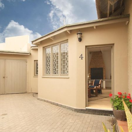 Desert Grass Cottage Swakopmund Exterior foto